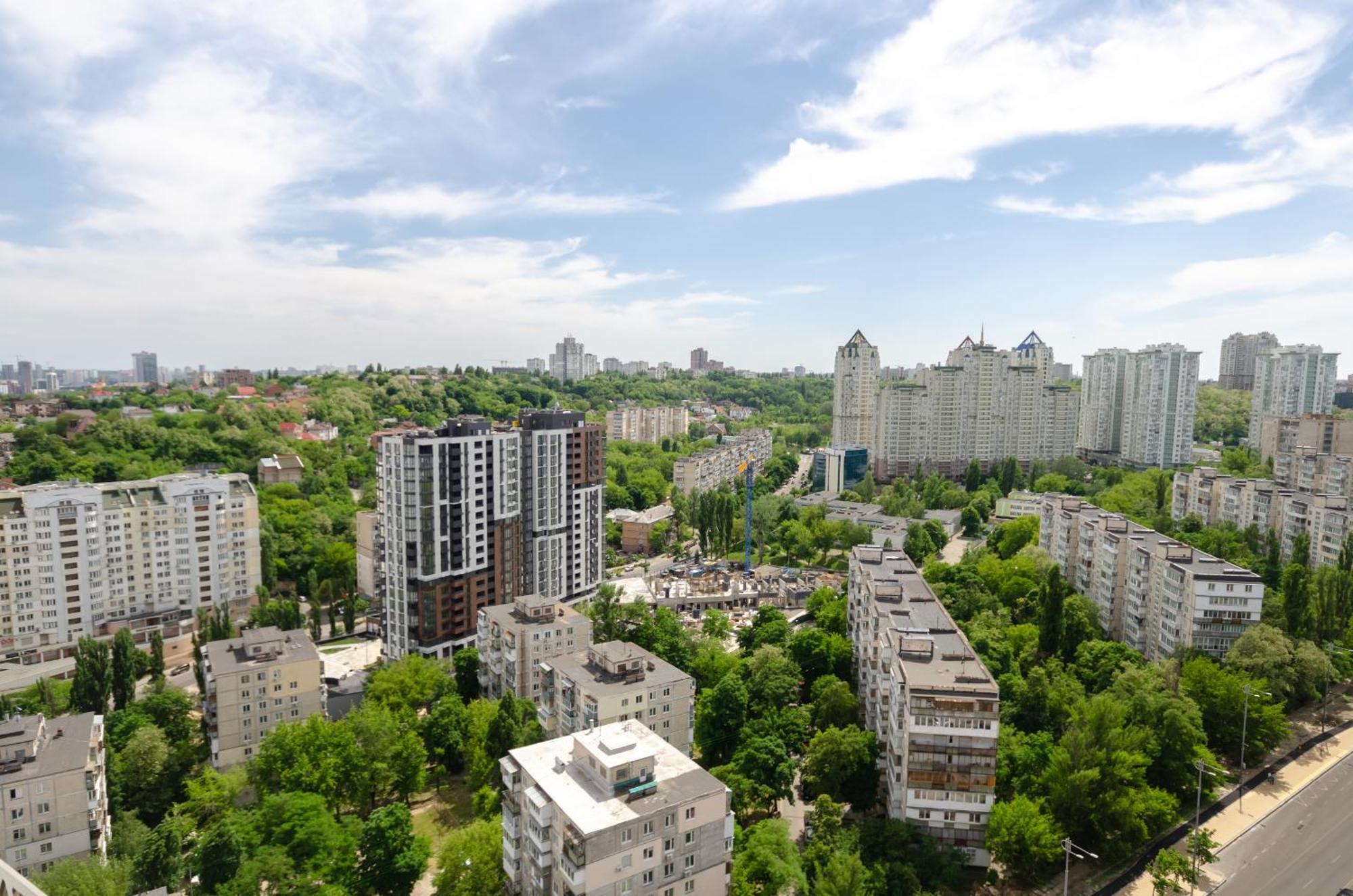 View Smart Apartment Kvartet Railway Station 4D キエフ エクステリア 写真